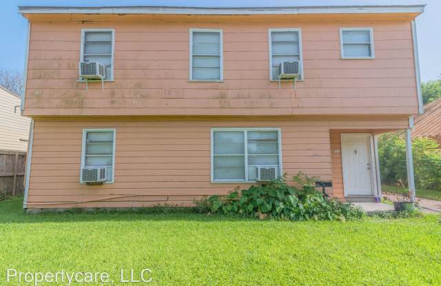 1211 1st Ave. N - 1211 1st Avenue North, Texas City, TX 77590