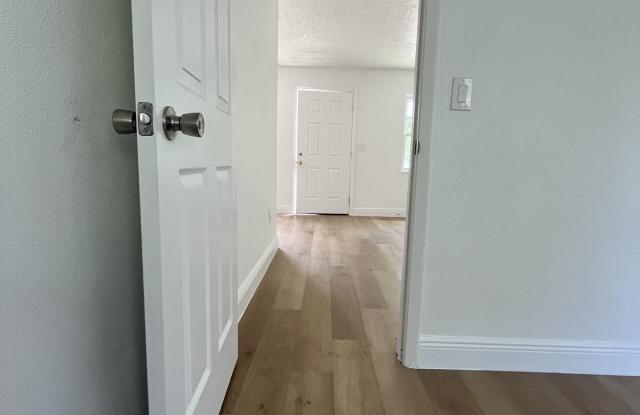 2625 Kelly Ln photos photos