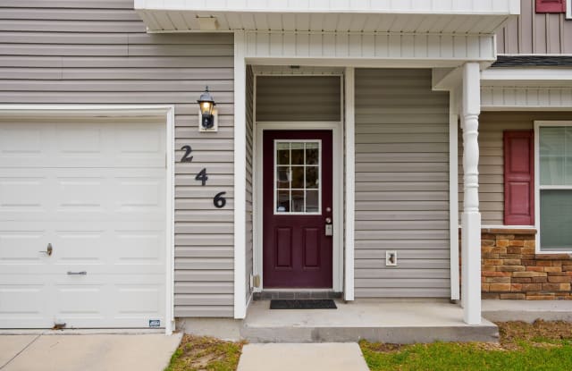 246 Caldwell Loop - 246 Caldwell Loop, Jacksonville, NC 28546