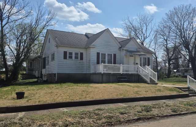 22 Southwest Main Street photos photos