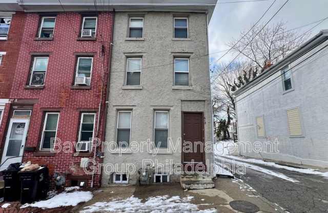 613 Walnut St photos photos