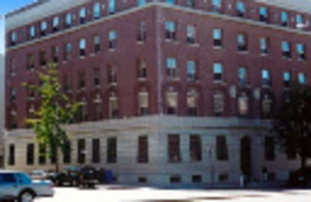 2916 Grand Concourse - 2916 Grand Concourse, Bronx, NY 10458
