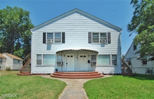 10 Aylwin Crescent Unit #4 - 10 Aylwin Crescent, Portsmouth, VA 23702