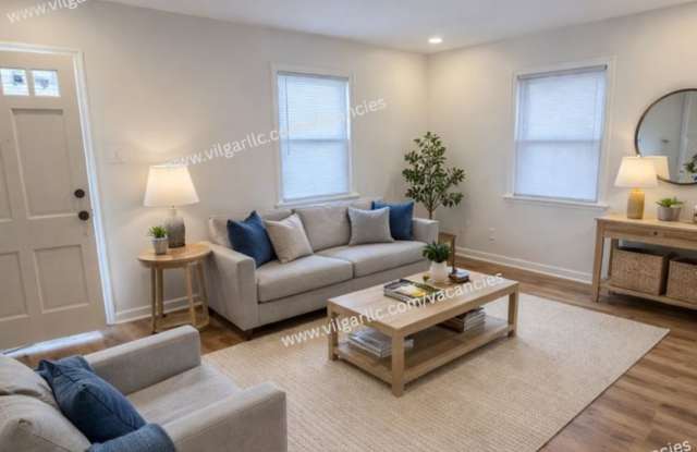 Spacious 4-Bedroom • 2-Bathroom Single-Family Home - 4132 Johnson Avenue, Hammond, IN 46327