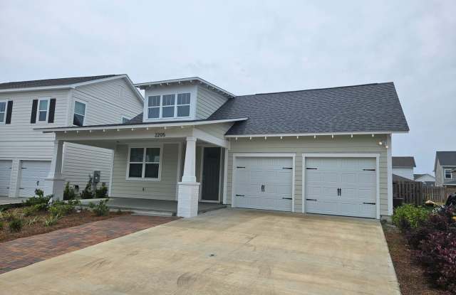 Beautiful Home in the Coveted & Amenity Rich "Sweet Bay" Community! *1/2 OFF 1st Month for A-D Military!* Gallery 4