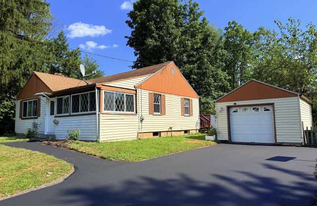 3 Elm Drive - 3 Elm Drive, West Hartford, CT 06110