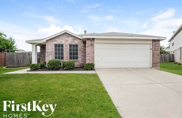4344 Hunters Creek Drive - 4344 Hunters Creek Drive, Fort Worth, TX 76123