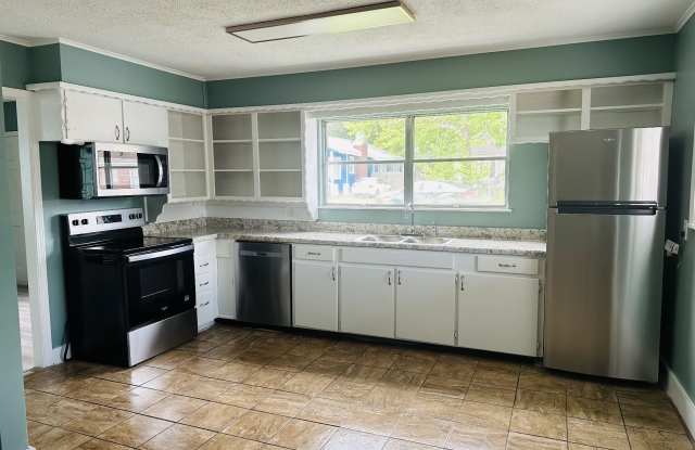 4307 Lewis Avenue photos photos