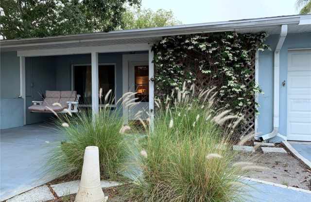1750 DRUID Road E Gallery 1