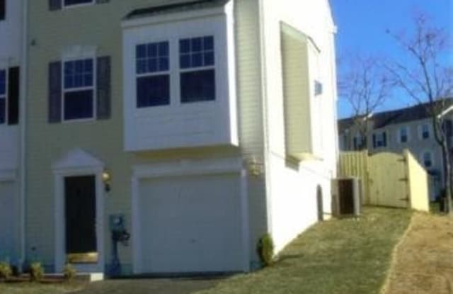 10 LOPEZ DRIVE - 10 Lopez Drive, Berkeley County, WV 25405