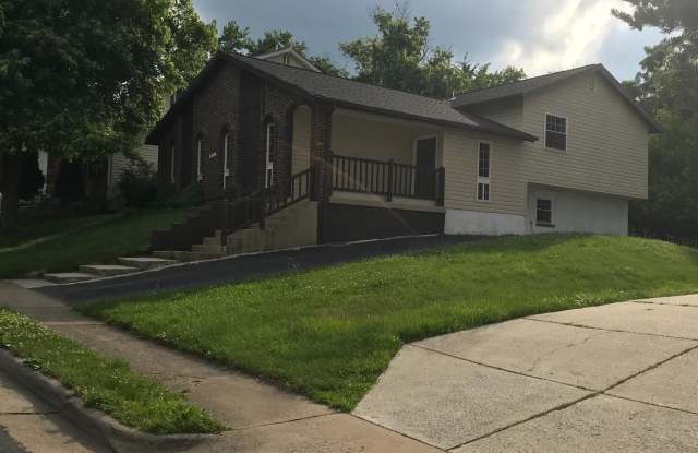 411 N ARGONNE AVENUE - 411 North Argonne Avenue, Sterling, VA 20164