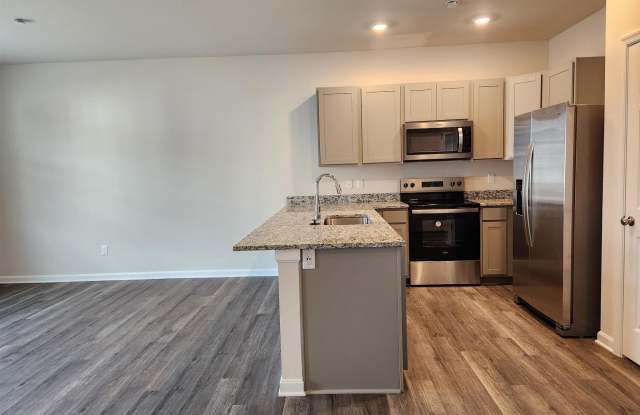 186 CATERPILLAR Drive Gallery 3