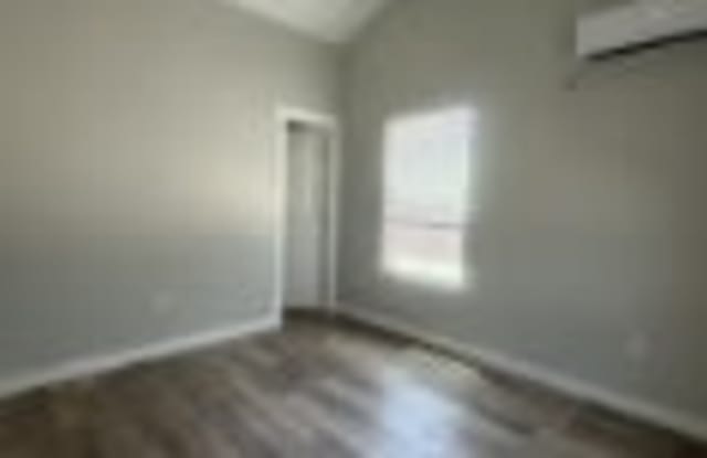 152 Camp Rd S, Unit G Gallery 4