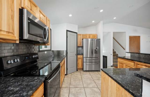 14406 E. 7th Ave. - Large Central Valley Home - 14406 East 7th Avenue, Spokane Valley, WA 99037