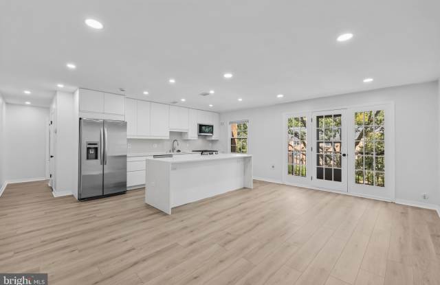 9459 FAIRFAX BOULEVARD photos photos