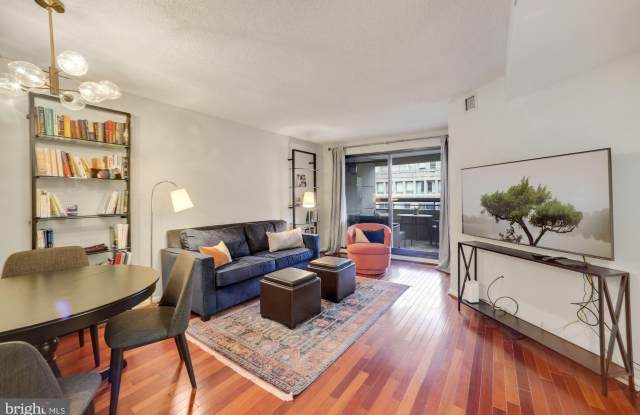 2311 M STREET NW - 2311 M Street Northwest, Washington, DC 20037