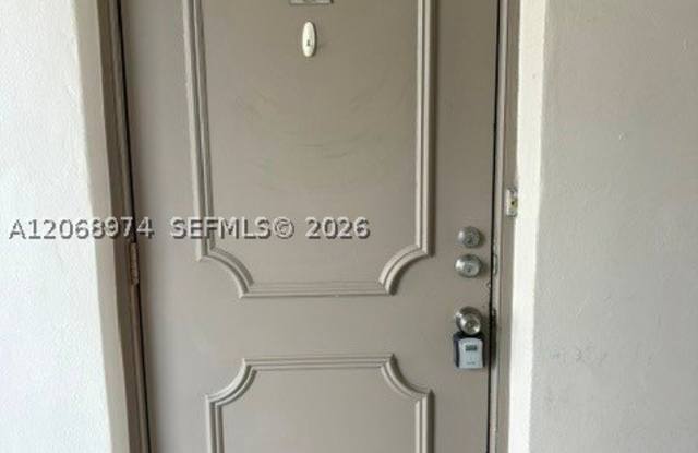 9440 Poinciana Pl Gallery 3