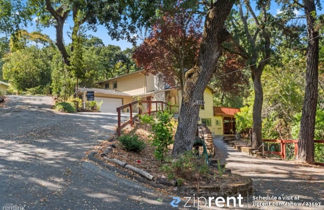 136 Moraga Way, Orinda, CA 94563 - 136 Moraga Way, Orinda, CA 94563