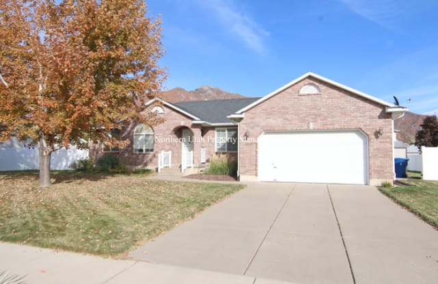 5950 Willow Wood Ln - 5950 Willow Wood Lane, South Ogden, UT 84403