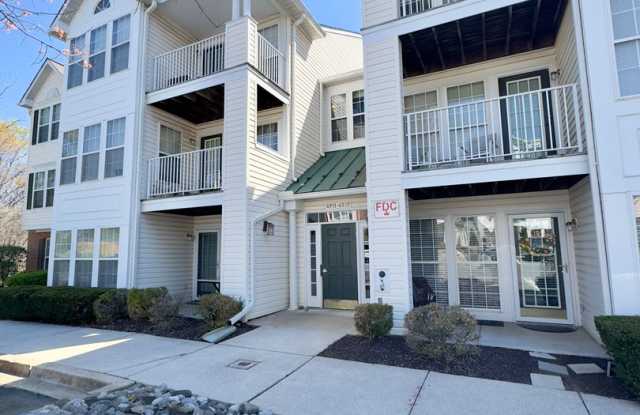 Charming 2 Bedroom/2 Bathroom Unit Apartment with In-Unit Laundry in Owings Mills, MD! photos photos