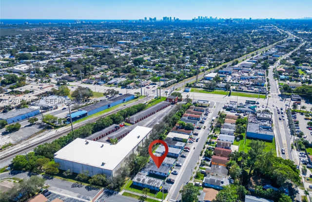 105 SW 5th Ct Gallery 1