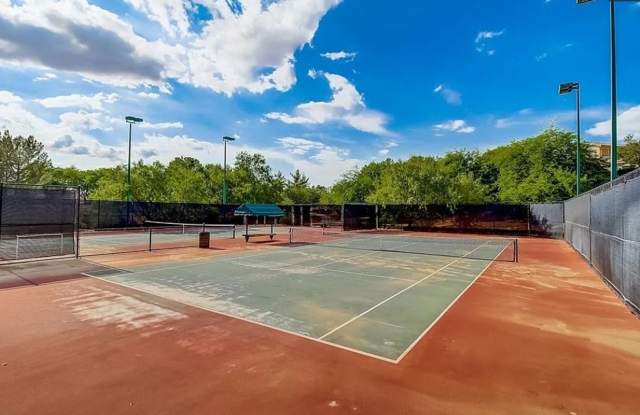Your Backyard Oasis Awaits | 5 Bedroom Henderson Home Gallery 4
