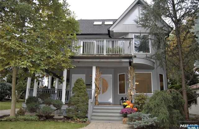 25 Bogert Place 1 photos photos