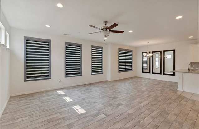 5300 Locust Drive Gallery 3