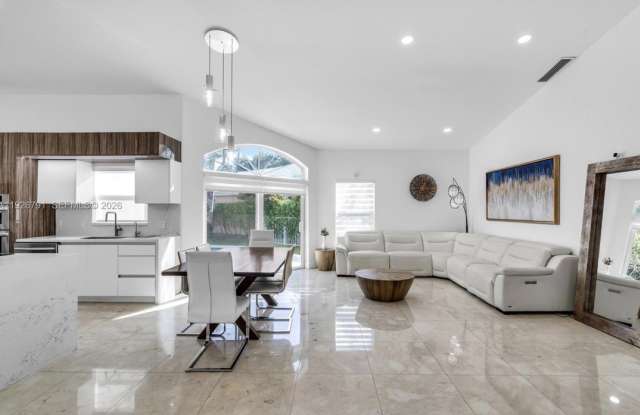 15241 Wilshire Court Gallery 3