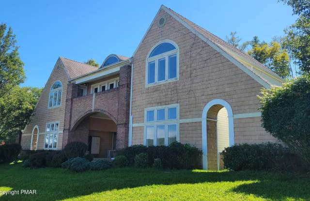 115 Imperial Drive unit: 201 photos photos