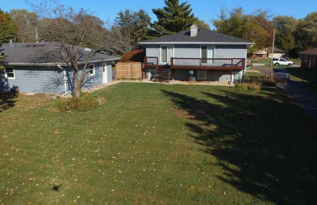 1133 Johnston Drive Gallery 2