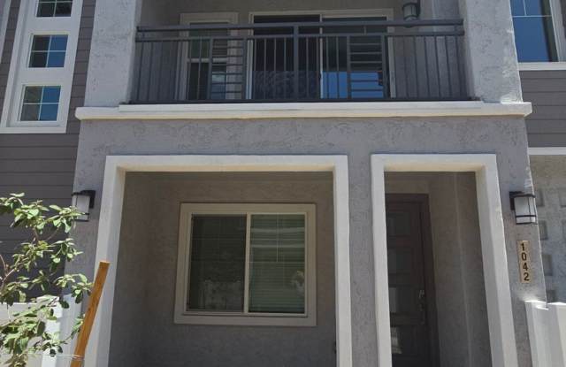 Newly built 3bed 2 bath townhome in mesa photos photos