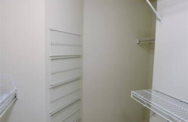 1201 ABIGAIL Gallery 4