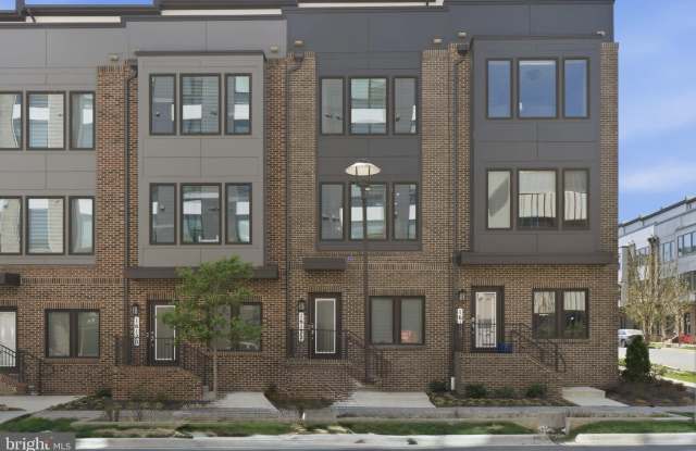 16122 COLUMBUS Avenue photos photos