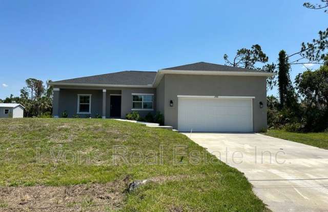 2492 Sparkle Ln photos photos