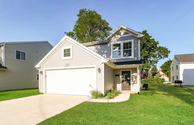 Workforce Housing - Move-In Special: Get July & August Rent FREE! Sign a lease by July 31 to receive FREE rent for both July and August. Take advantage of this limited-time offer!! photos photos
