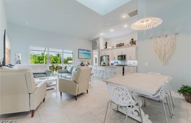 5310 Cocoa Court Gallery 3