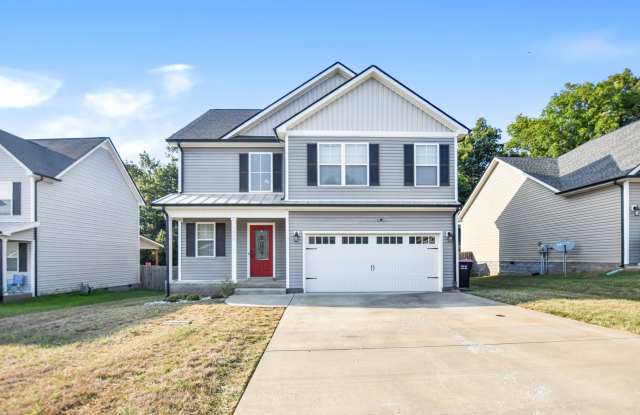 Pet Friendly Three Bedroom! - 1824 Rains Road, Clarksville, TN 37042
