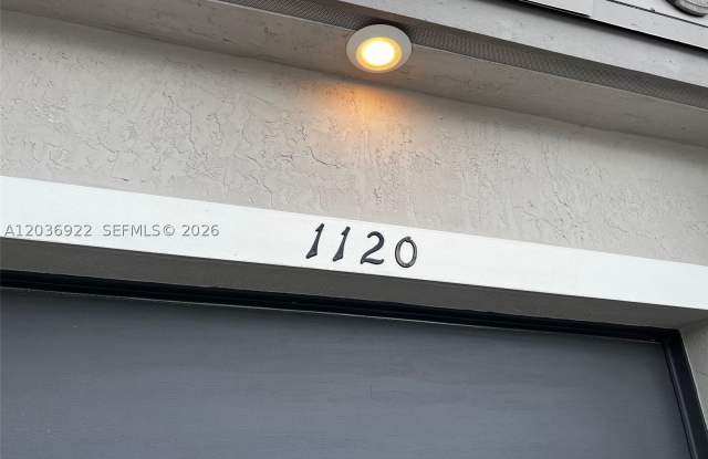 1120 SE 26th Ter Gallery 3