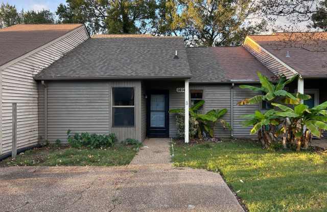 Cozy 2-Bedroom Townhome in Virginia Beach "ASK ABOUT OUR ZERO DEPOSIT" photos photos