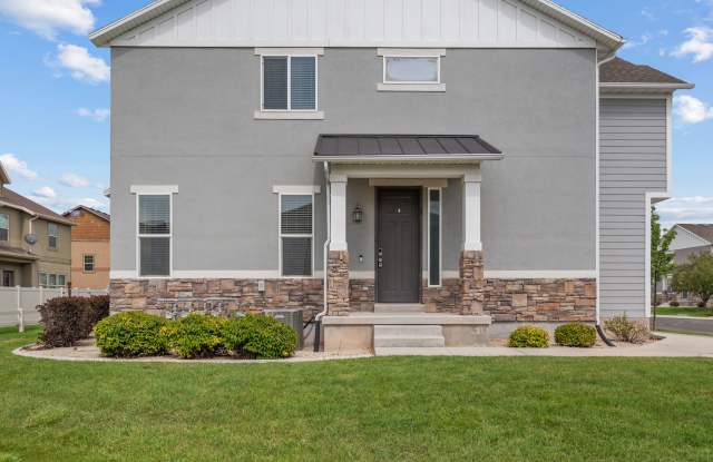 1547 North August Drive - 1 photos photos