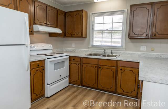 1670 Falls Avenue - A Gallery 1