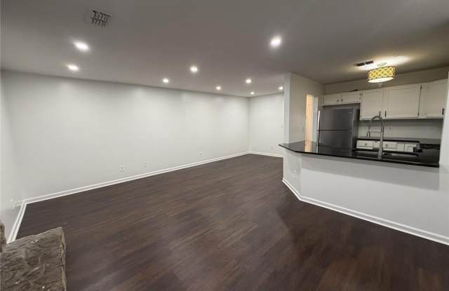 3253 Tennington Place Gallery 3