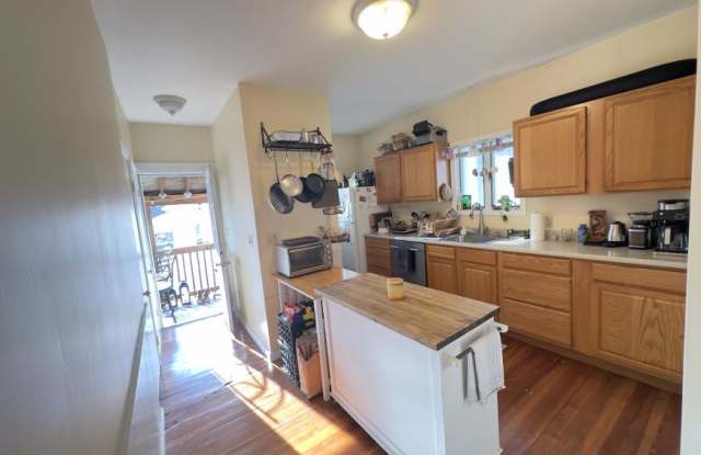 127 Hillsdale St. photos photos