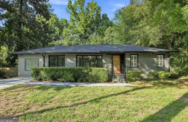 5012 Tilly Mill Road Gallery 1