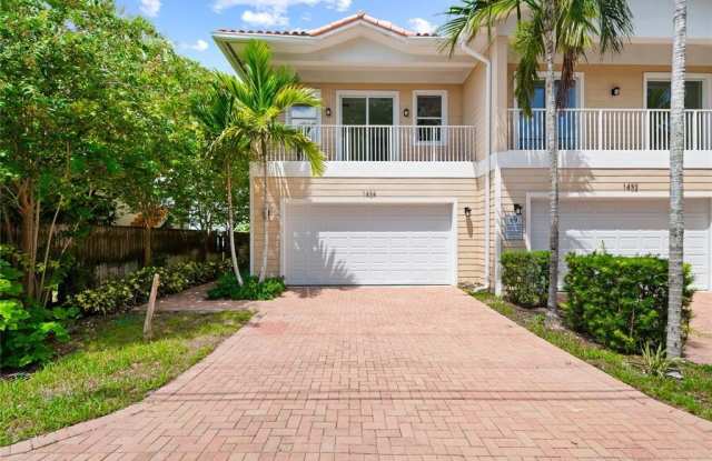 1434 SW 4th Ave photos photos