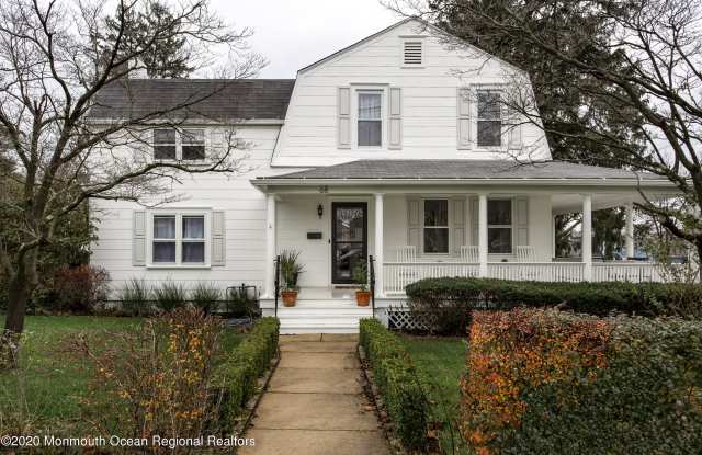 68 Avenue D Gallery 2
