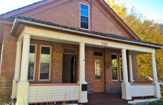 Charming House Near Providence photos photos