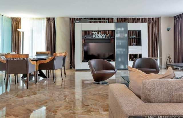 16500 Collins Ave photos photos
