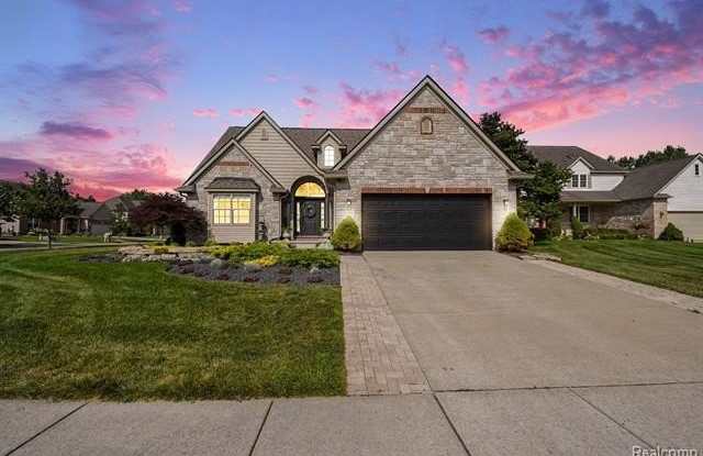 2825 Alorington Lane Gallery 1